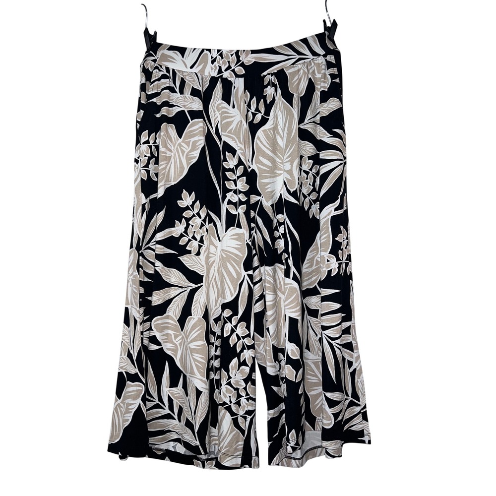 New Torrid 1X Wide Leg Crop Pull-On Super Soft High-Rise Pant Lined Leaves Black
